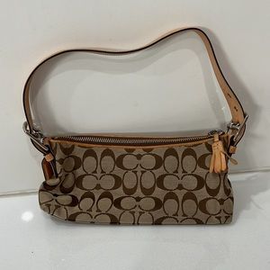 Coach small shoulder bag
